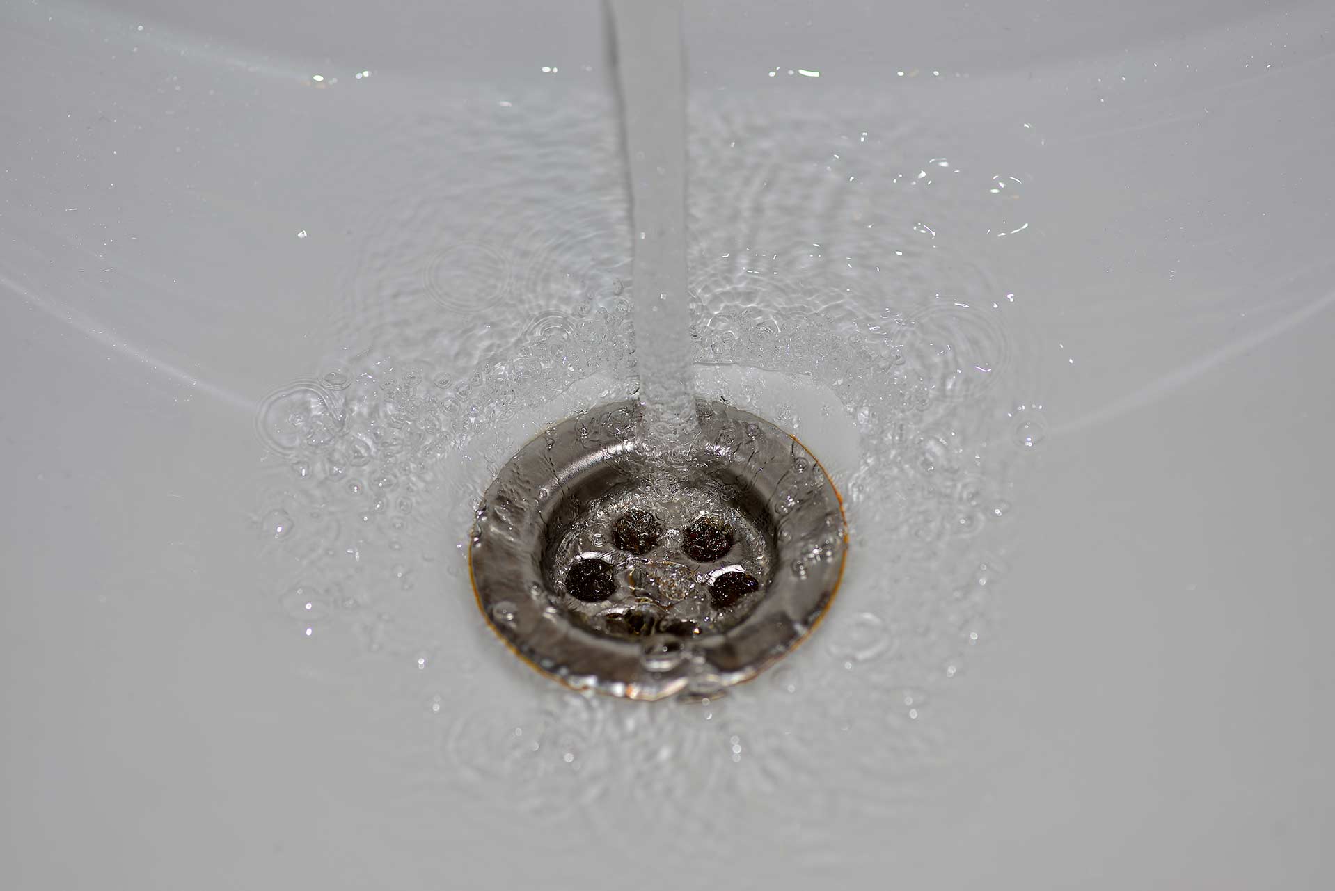 A2B Drains provides services to unblock blocked sinks and drains for properties in The Hyde.